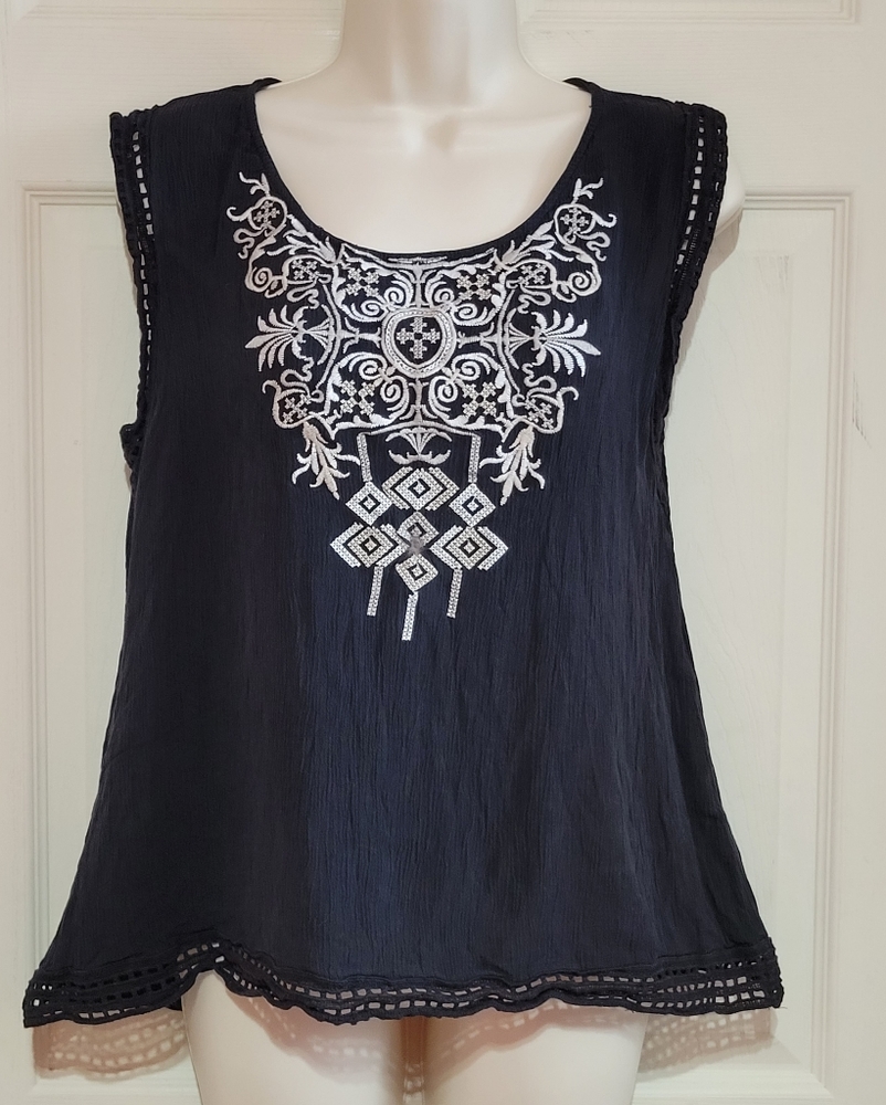 Michael Farrell Black Women's Top Size:S BUNDLE AND SAVE